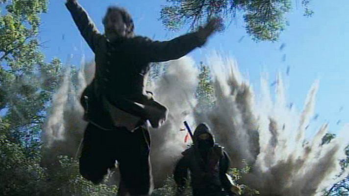 Águila Roja - El carruaje salta por los aires