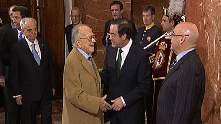 Telediario 1 - Día especial en el Congreso