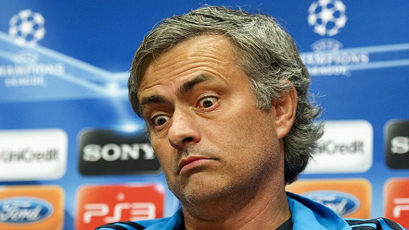 Mourinho corrige al traductor de su rueda de prensa | Ver