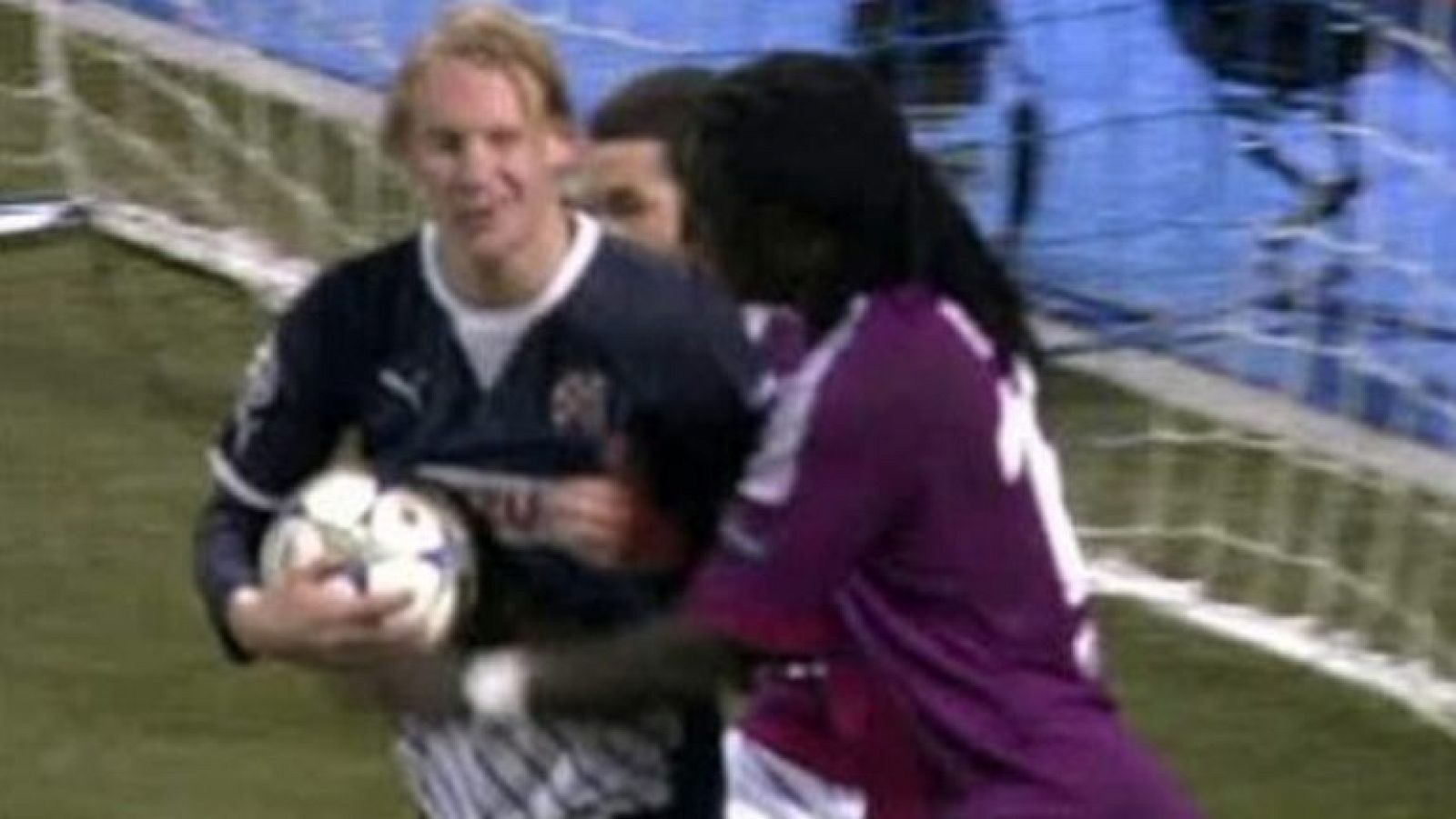 El guiño del jugador del Dinamo en la goleada del Lyon | Ver