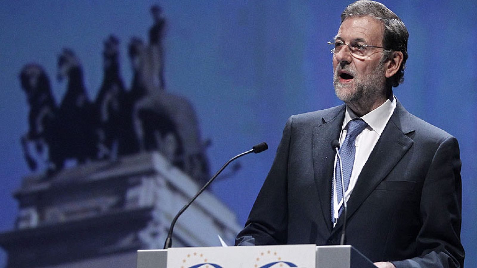 Rajoy se compromete a reformar el mercado laboral y a reestructurar el sistema financiero