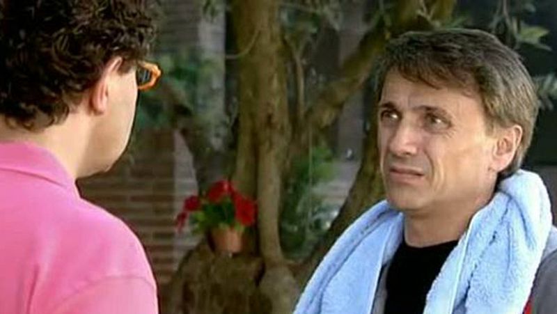 La hora de José Mota - Vecinos: El incendio de la casa - La hora de José Mota | Ver