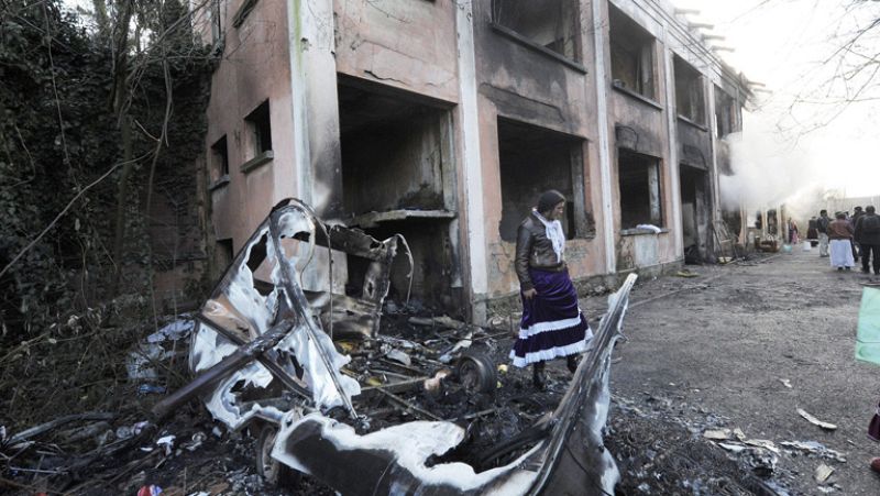 Dos personas han sido detenidas por el incendio en un campamento de gitanos rumanos en Turín
