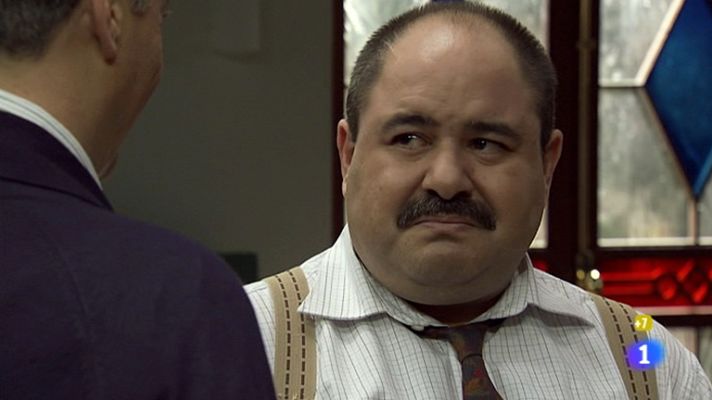 Amar en tiempos revueltos - Narciso es sustituido por Asun