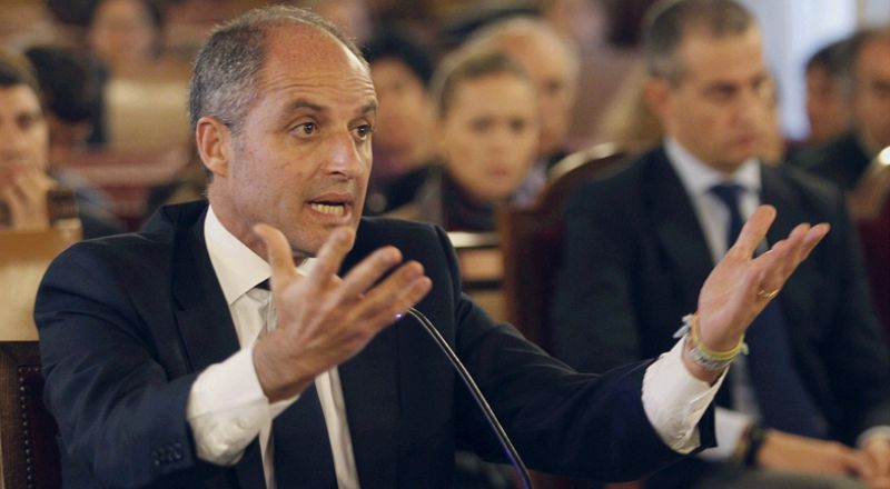 Telediario Matinal en cuatro minutos - 13/12/11