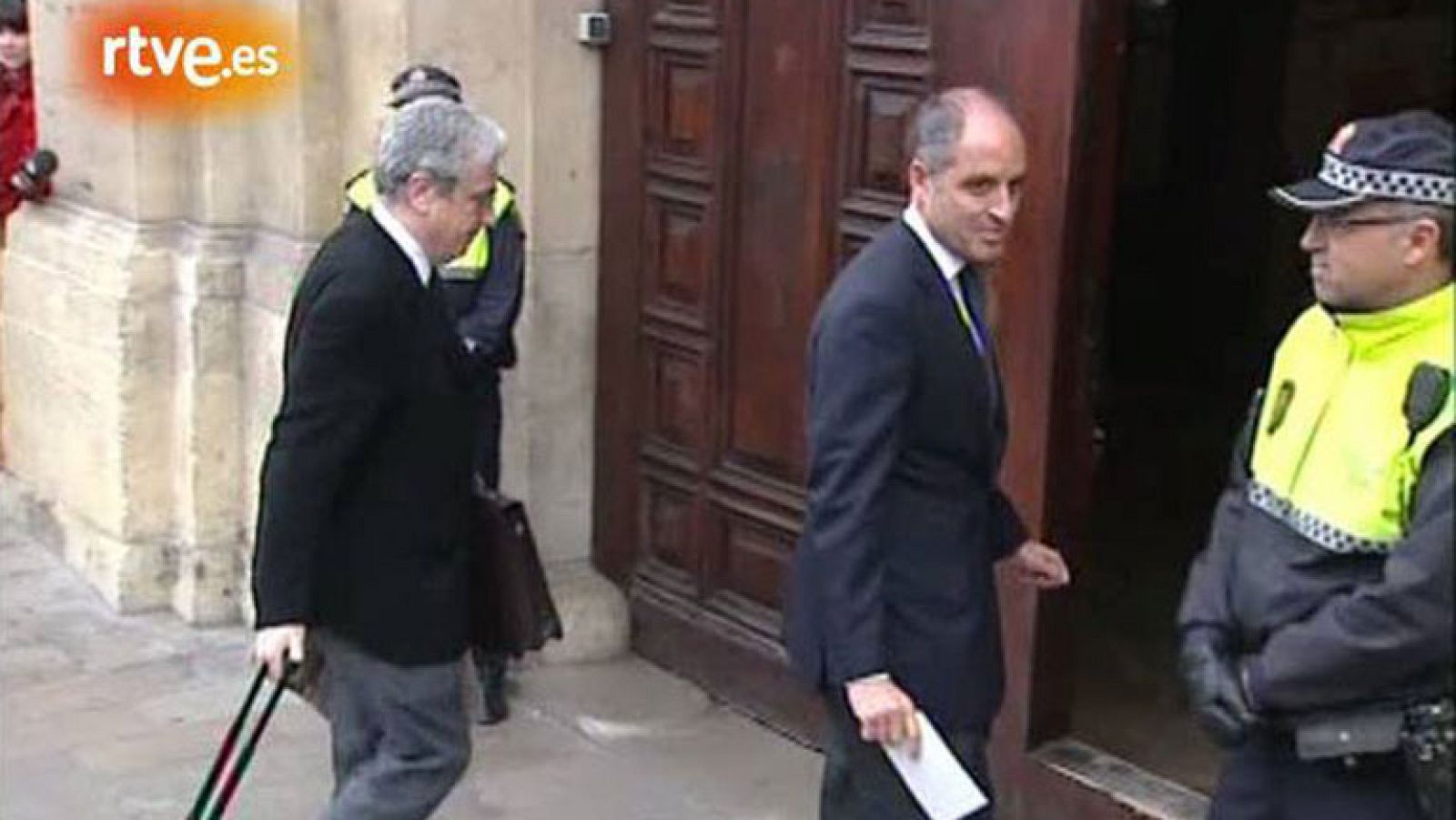 Camps se siente respaldado por el PP "nacional y autónomico" en la 'causa de los trajes" de Gürtel