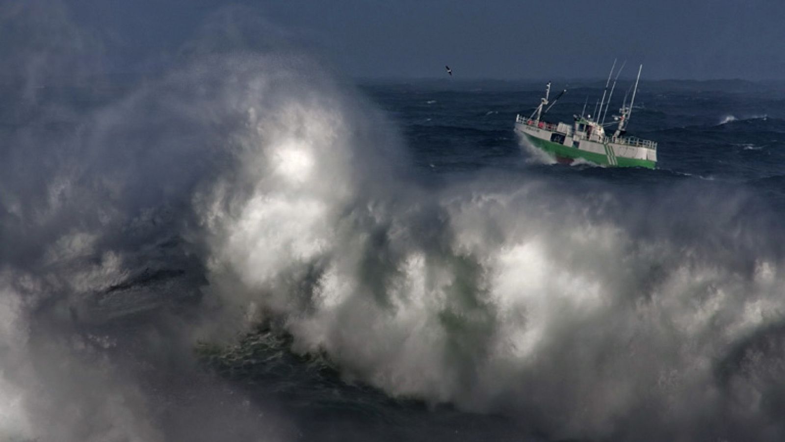 Viento de moderado a fuerte del oeste en Galicia y litoral del Cantábrico