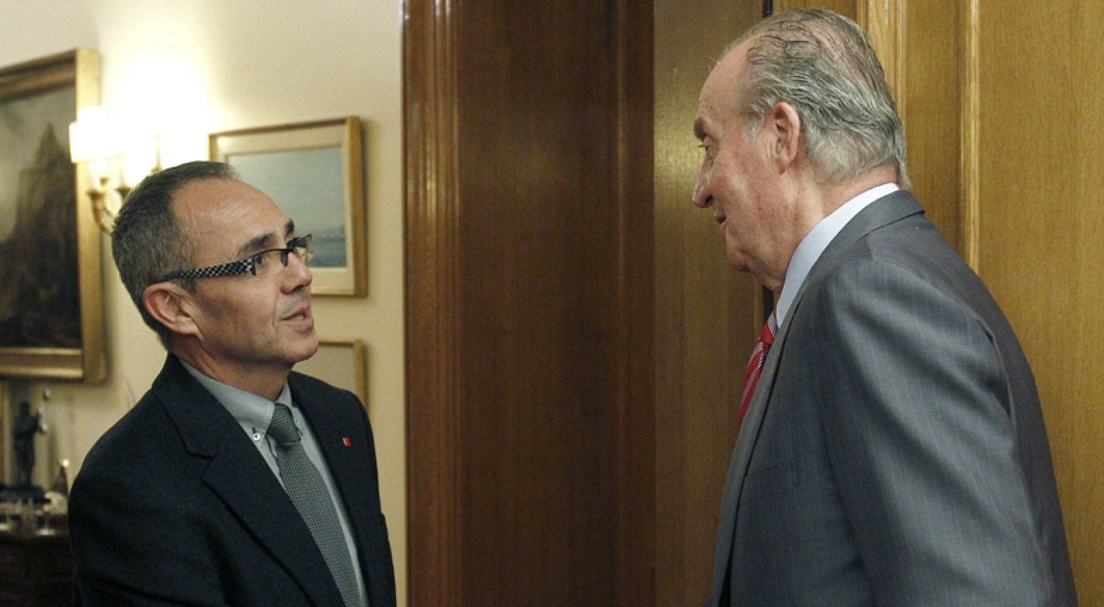 Telediario matinal en cuatro minutos - 15/12/11