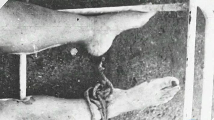 Telediario 1 - Torturas represión Argentina