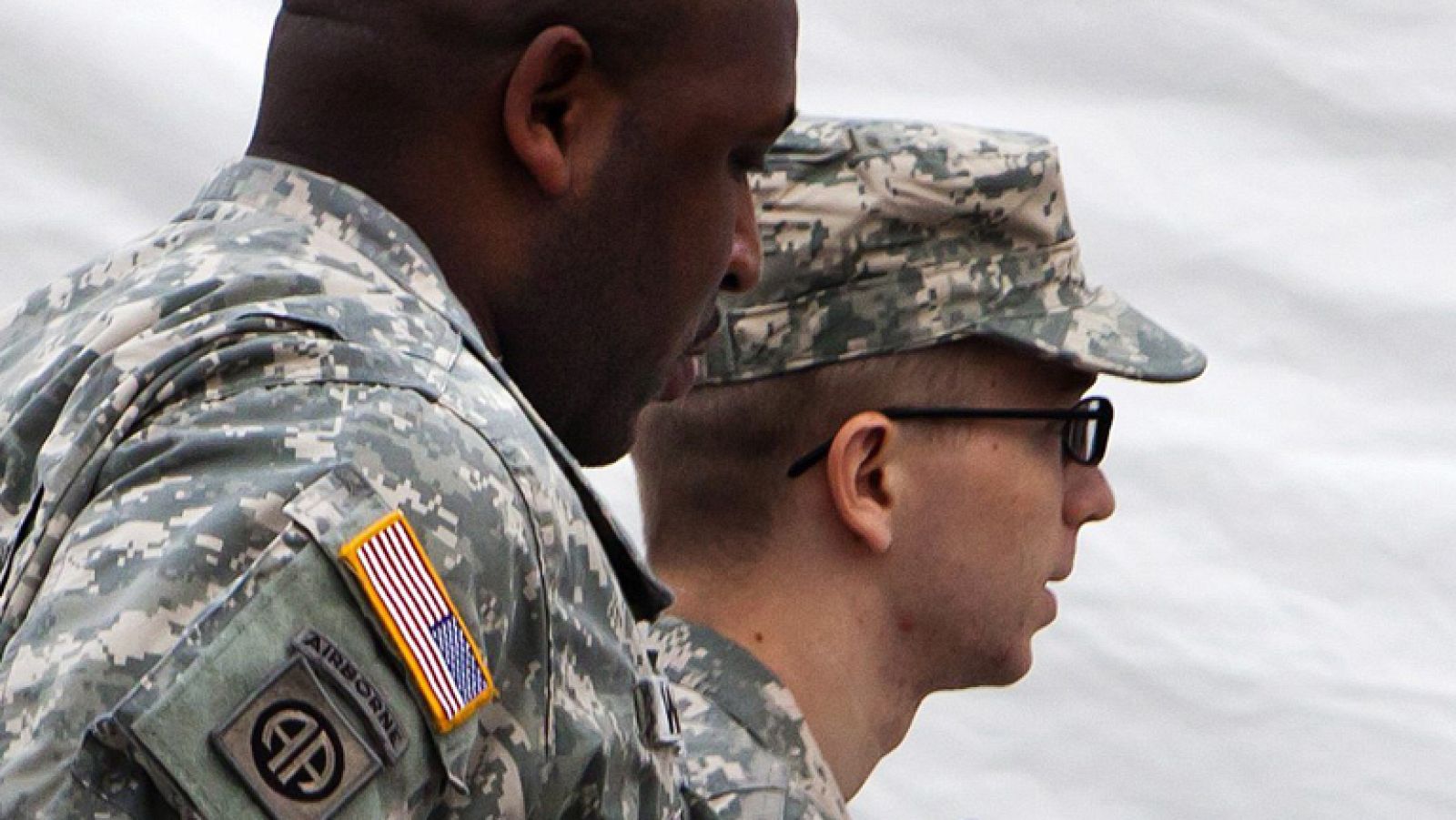 Primera comparecencia ante un tribunal del soldado Bradley Manning