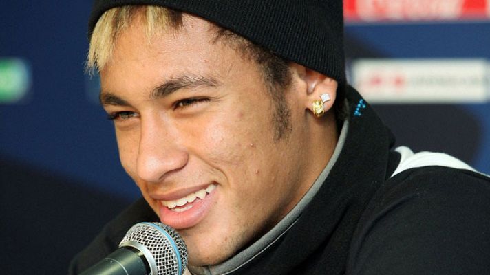 Telediario 1 - Neymar: "No hay un duelo Messi-Neym