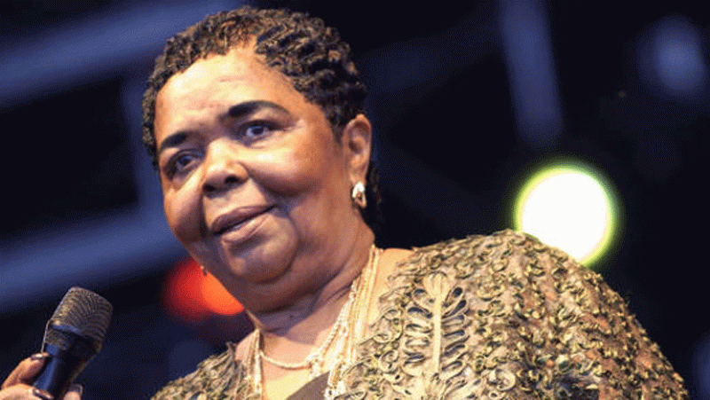 La cantante caboverdiana Cesaria Evora fallece a los 70 años