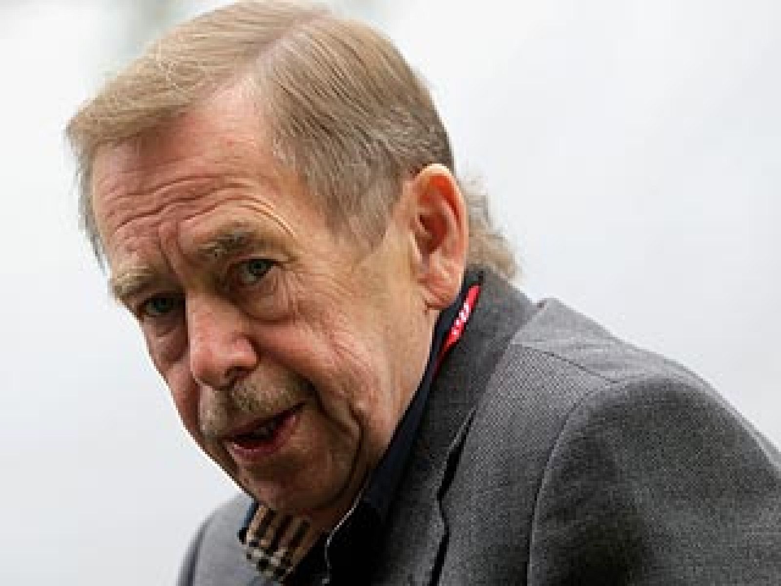 En Praga, ha muerto a los 75 años el expresidente checo Vaclav Havel