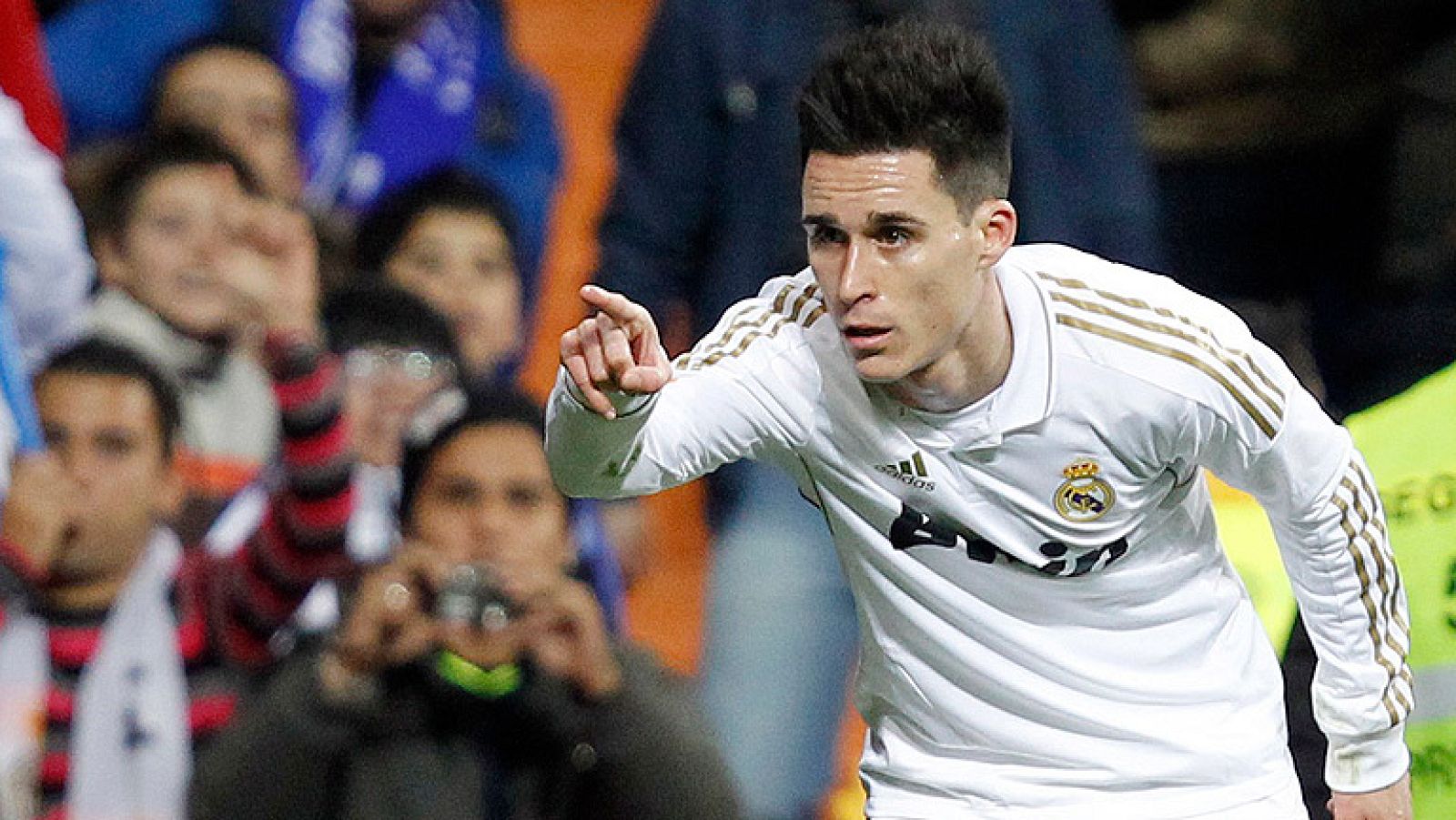 Mourinho regala su chaleco, los blancos regalan goles | Ver