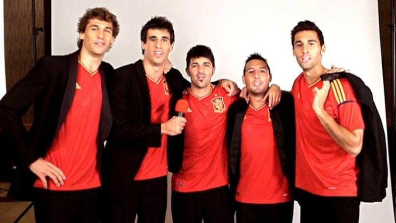 La 'Roja' se anima con un 'villancinco' | Ver