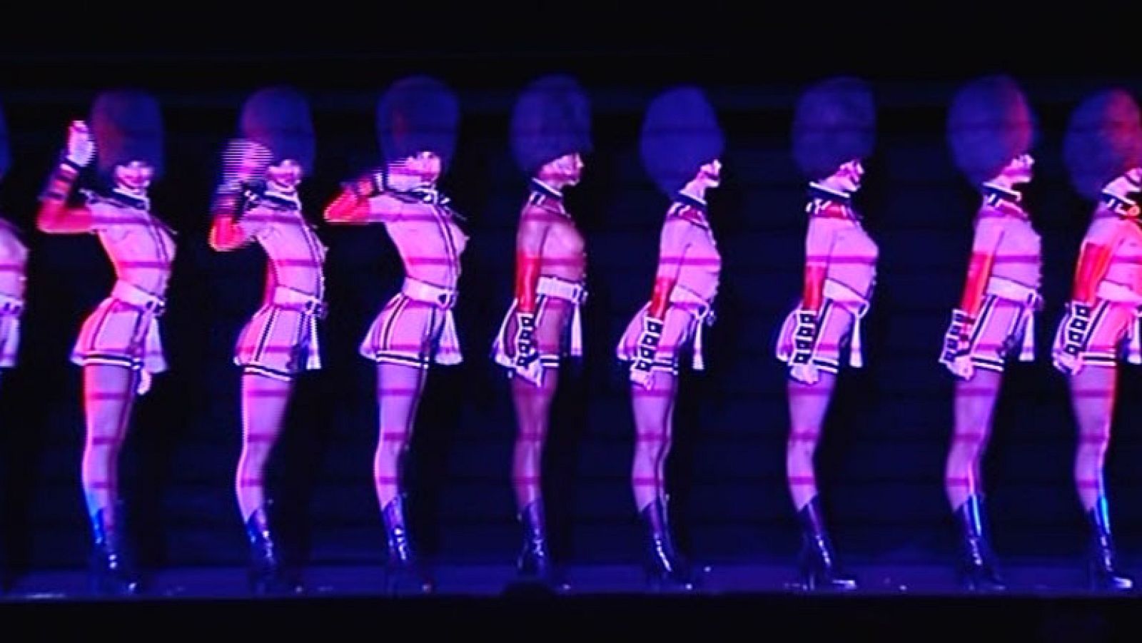El cabaret "Crazy Horse" llega a España