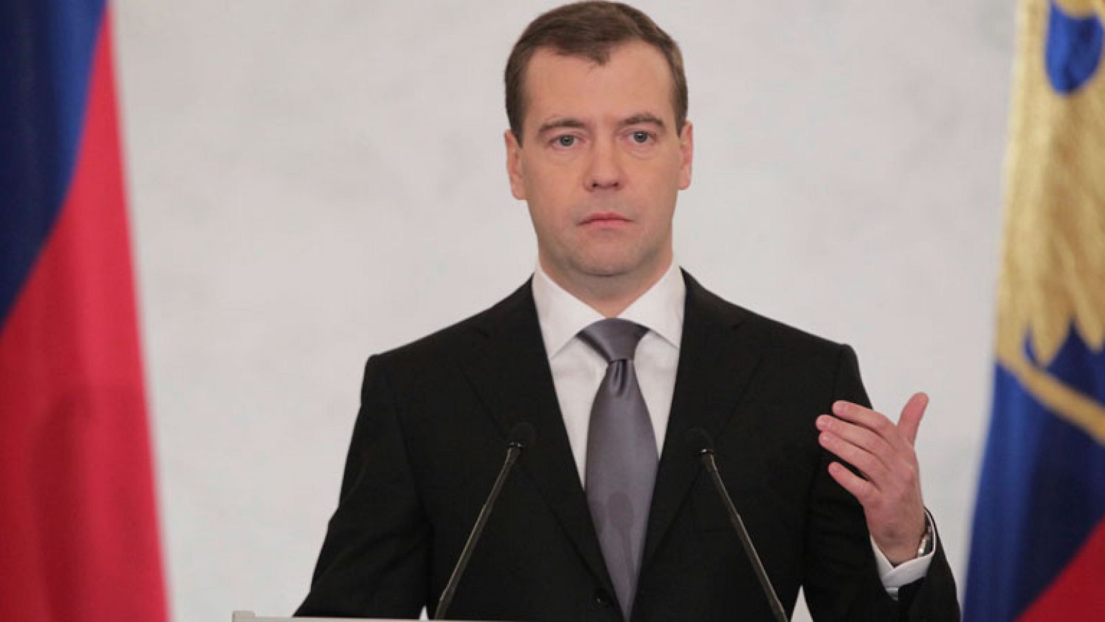 El presidente ruso afronta el debate en la Duma con la protesta en la calle