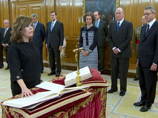  - Los 13 ministros de Rajoy juran sus cargos