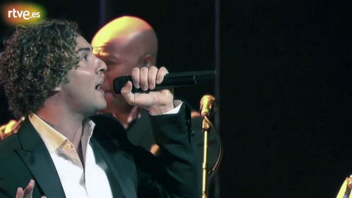 Especiales de Navidad - Lloraré las penas