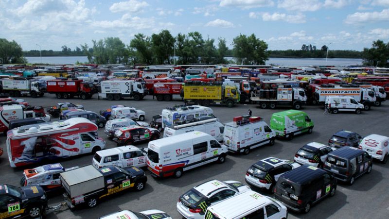Los 465 vehículos del Dakar, preparados - Dakar | Ver