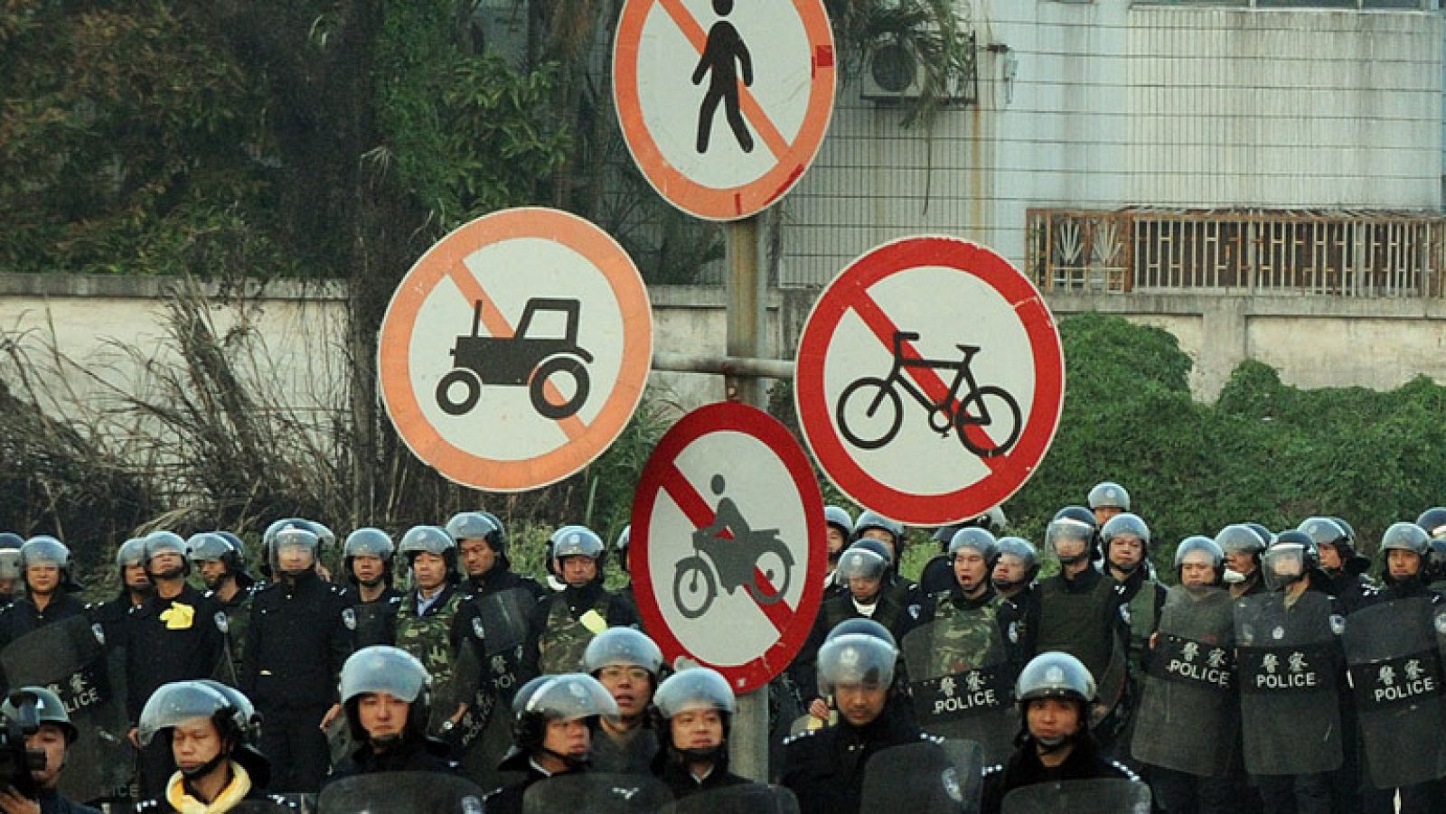 La Policía china disuelve las protestas contra una planta eléctrica en el sur del país