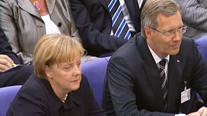 Telediario 1 - Polémica por tratos de favor