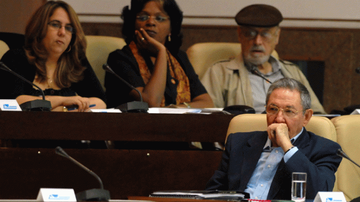 Informativo 24h - Raúl Castro anuncia en la Asamblea Nacional 2.900 nuevos indultos