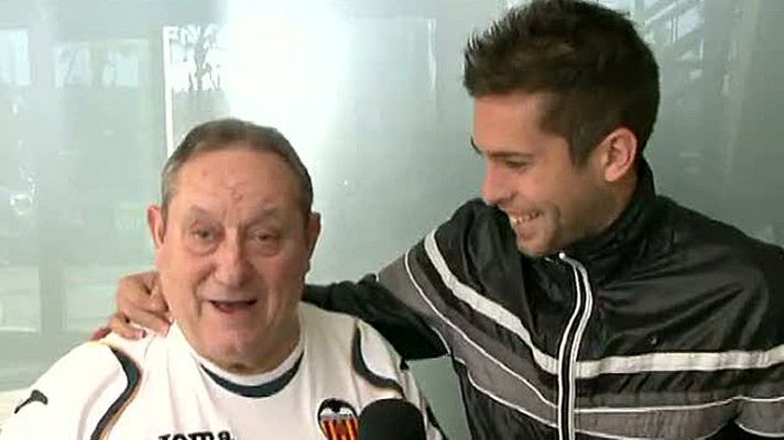 Telediario 1 - Espanyol, Valencia y Málaga celebran la Nochebuena