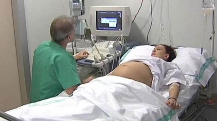 Telediario 1 - Temor a dar a luz