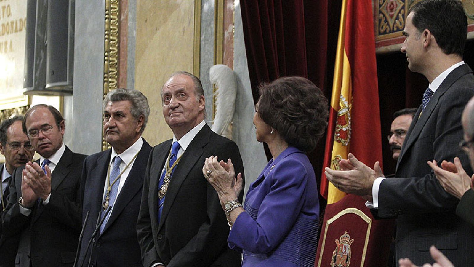 El rey abre la décima legislatura de la democracia