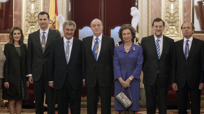 Telediario 1 - Telediario 2 en 4' - 27/12/11