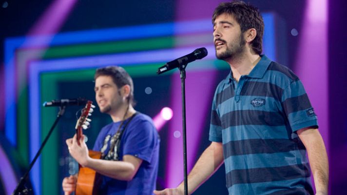 Disco del año 2011 - Actuación de Estopa