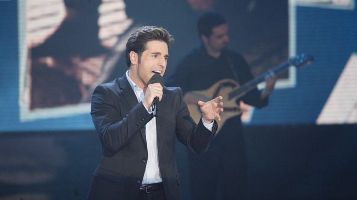 Disco del año 2011 - Actuación de David Bustamante