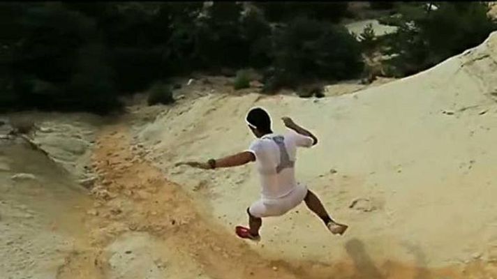 Telediario 1 - Kilian Jornet desafía a las montañas