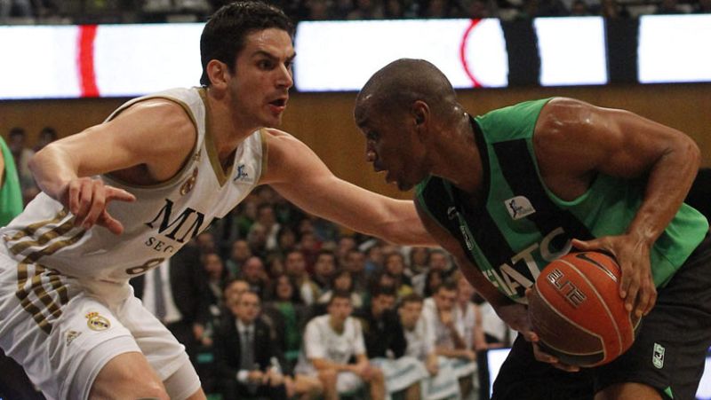 La 'Penya' sorprende al Real Madrid