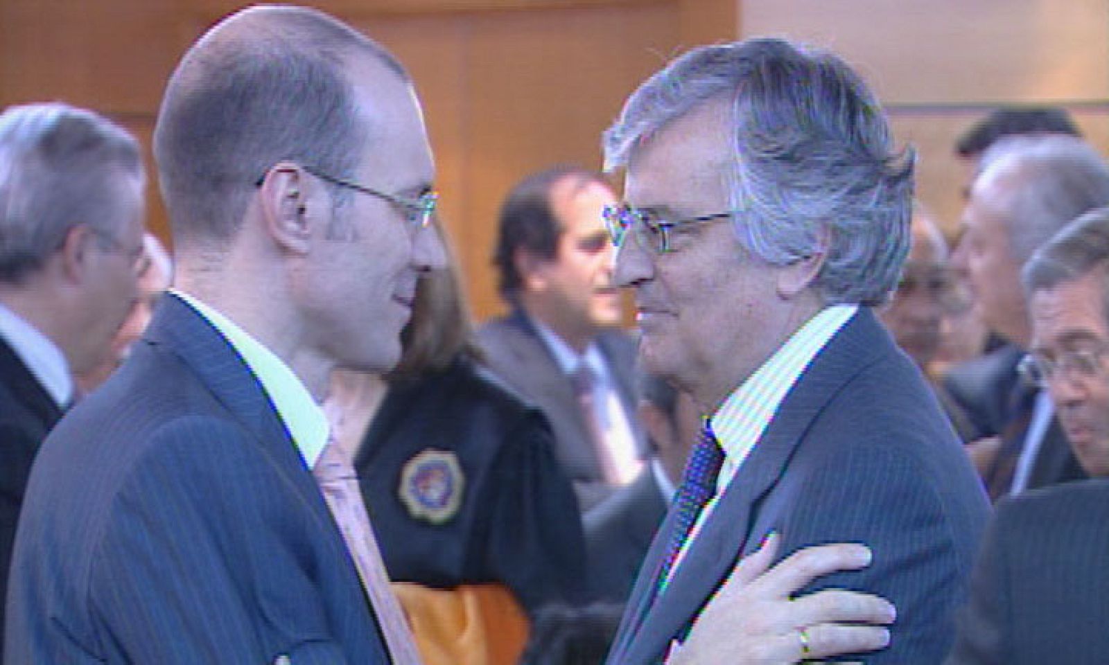 El gobierno ha nombrado a secretarios de estado y altos cargos