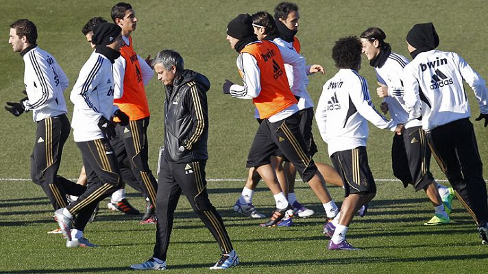 Telediario 1 - El Madrid se entrena en doble sesión