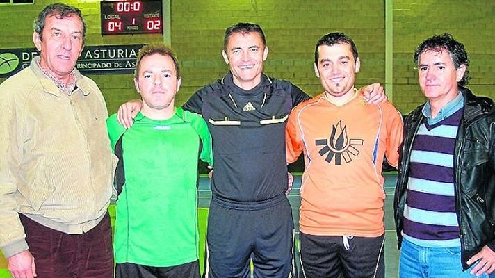 Telediario 1 - Partido benéfico en Asturias