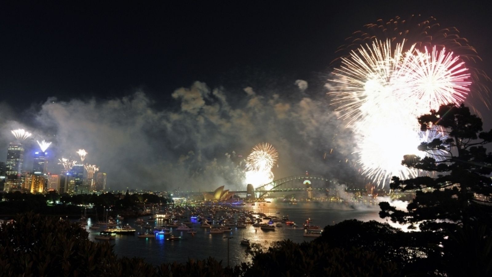 Telediario - 15 horas - 31/12/11