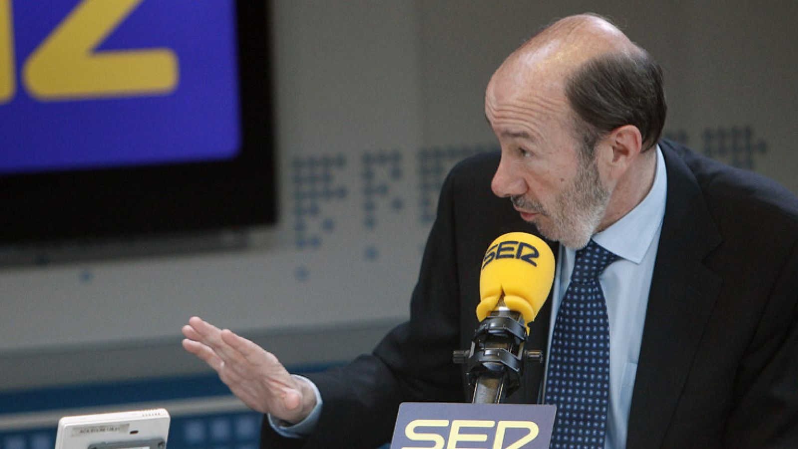 Rubalcaba asegura que las cifras de paro son consecuencia de la parada de la economía europea