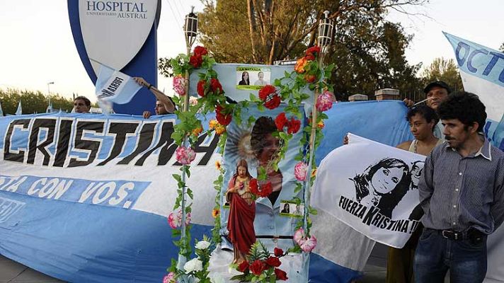 Informativo 24h - La presidenta argentina ingresa en el hospital para ser operada de cáncer de tiroides
