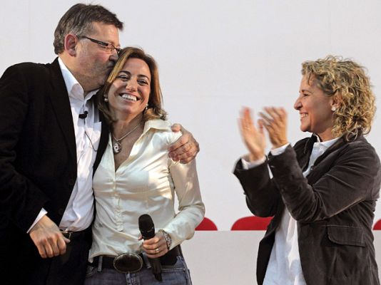 Telediario 1 - Carme Chacón anuncia su candidatura