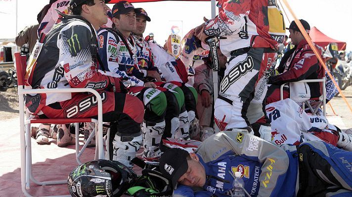 Dakar - No hay tiempo ni para repostar antes de la salida