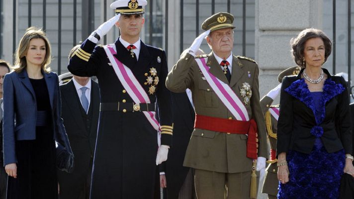  - El rey pide "máximo aprovechamiento de los recursos" en la primera Pascua Militar de Rajoy