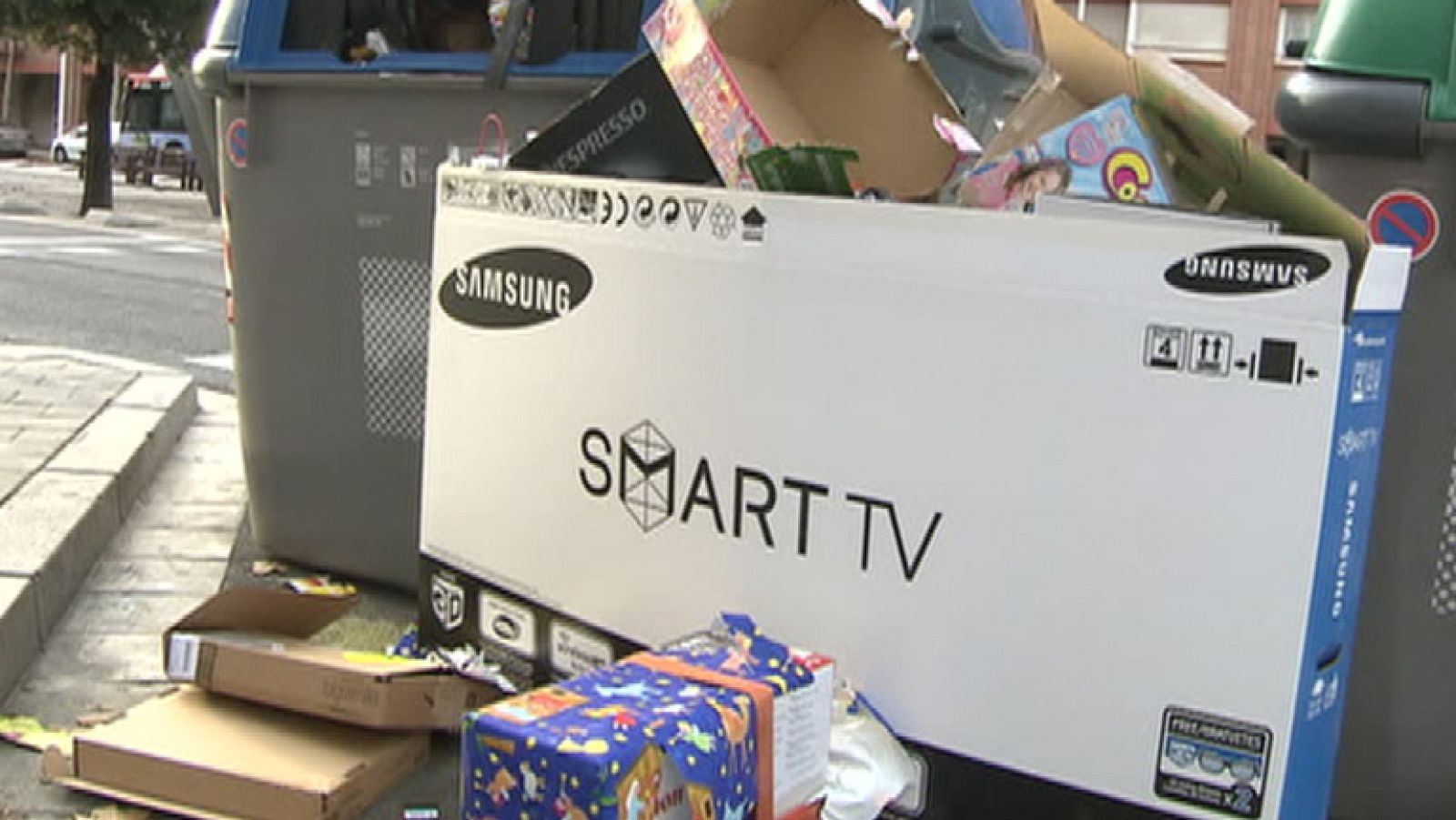 La planta de reciclaje de Madrid duplica su trabajo debido a la resaca de reyes