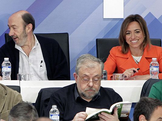 Telediario 1 - El PSOE termina su reunión