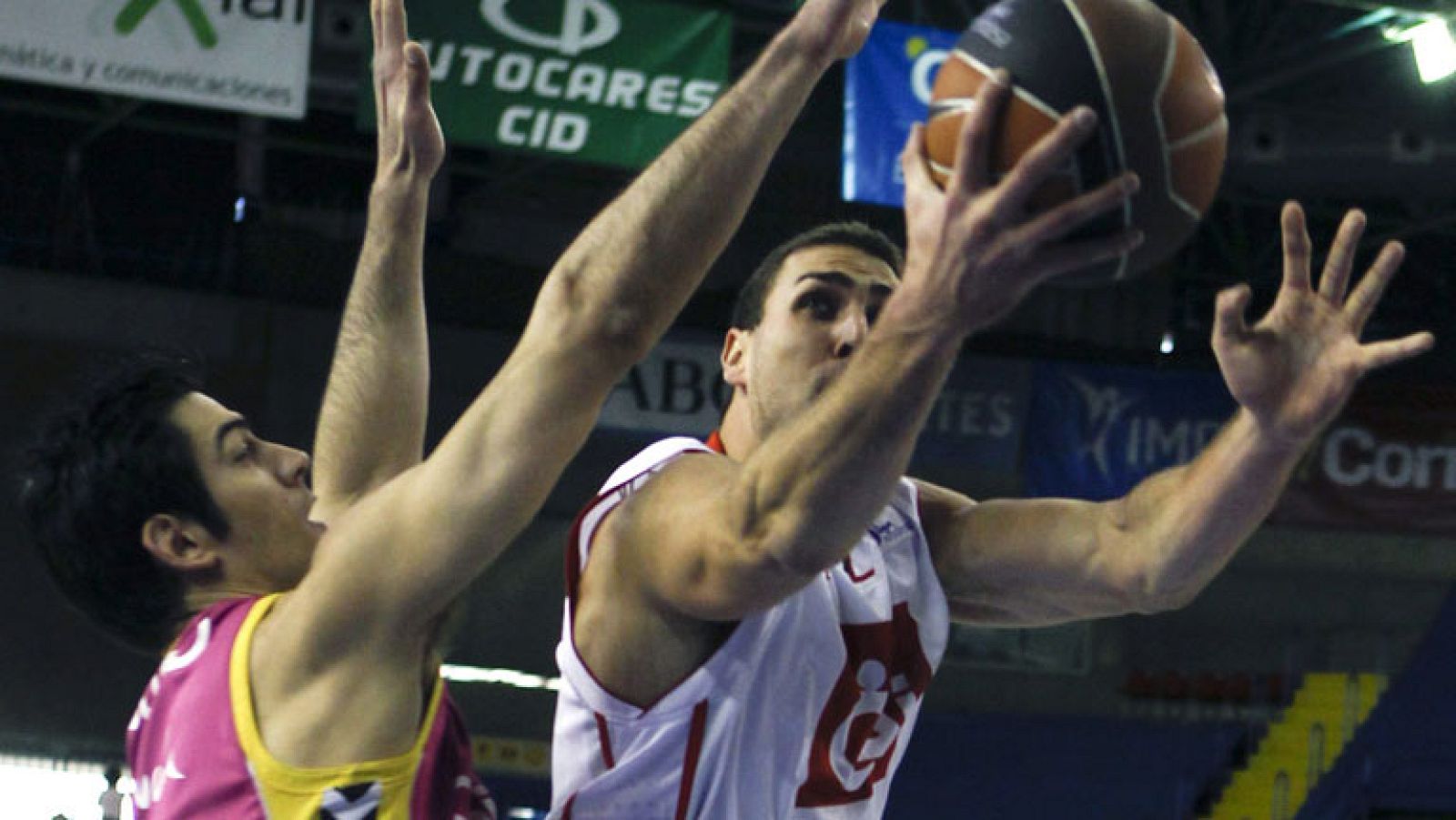Cajasol 77-64 CAI Zaragoza - Baloncesto en RTVE | Ver