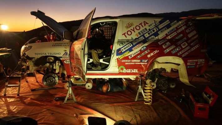 Telediario 1 - Poco descanso en el Dakar