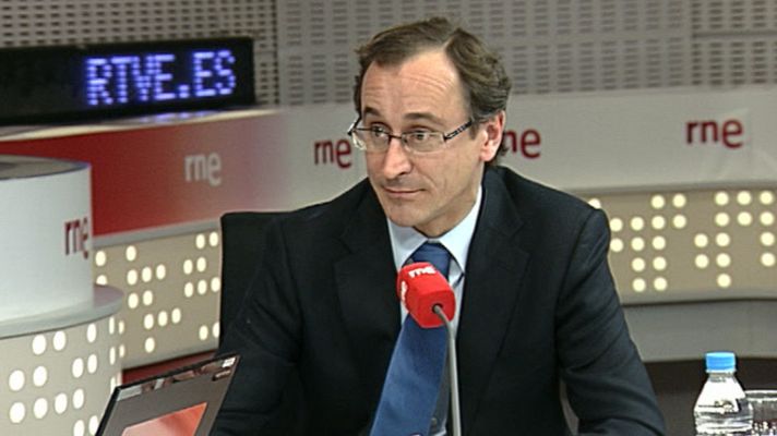 Telediario 1 - El PSOE pide explicaciones