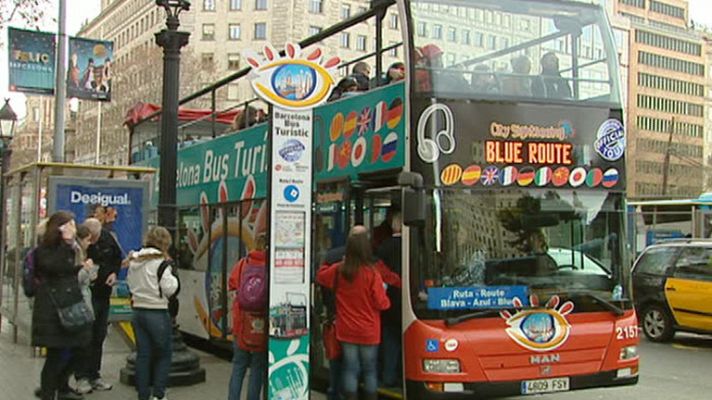 Telediario 1 - El turismo creció un 8% en 2011